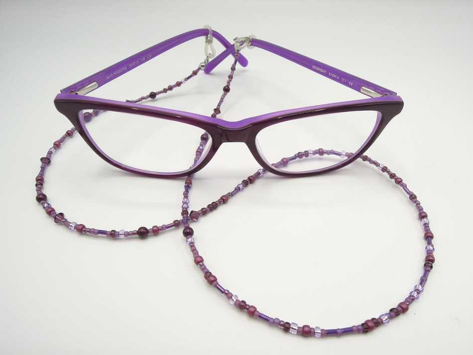 How to make your own glasses chain